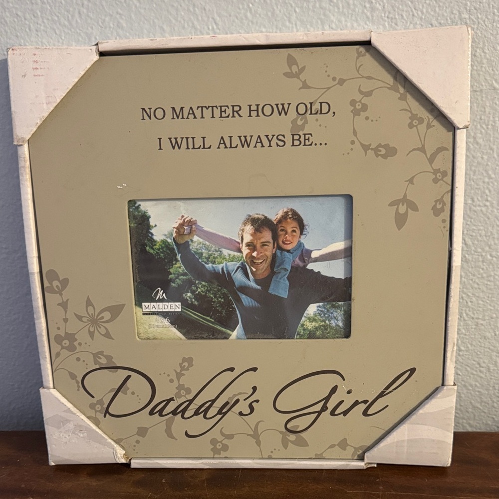 NIP Malden 'Daddy's Girl' Decorative Photo Frame Birthday
Father's Day